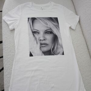 COPY - Pamela Anderson White Graphic Short Sleeve Tee